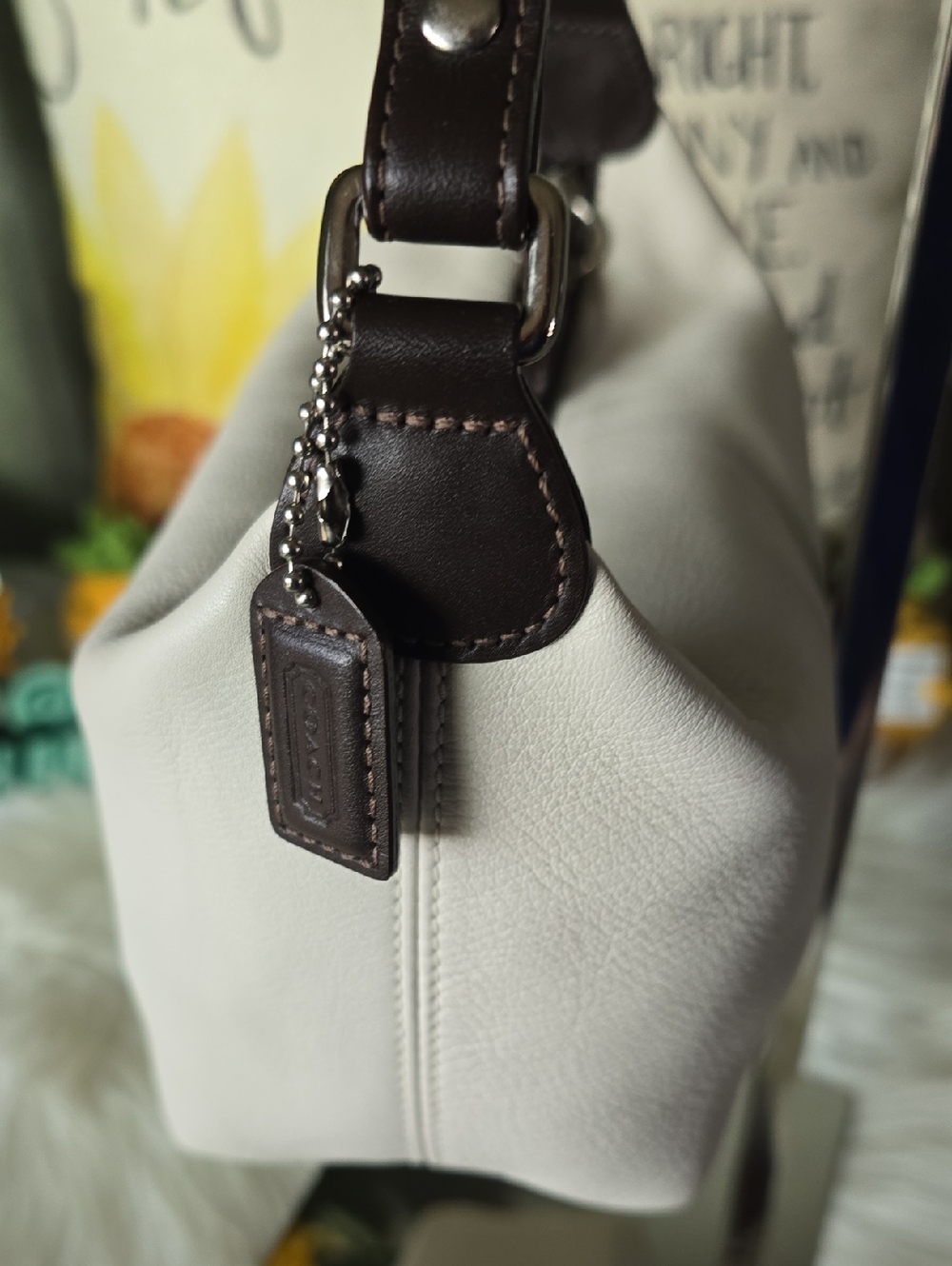 Coach EUC Mini Leather Cream Shoulder Bag With Hangtag - Picture 14 of 14